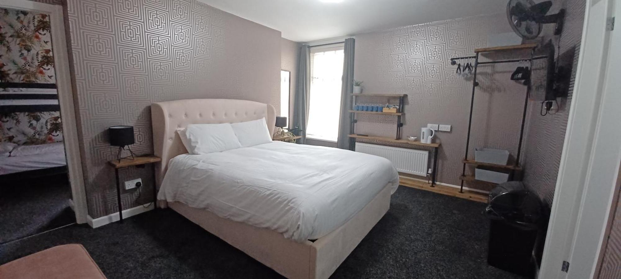 Vinnie'S Family Hotel Blackpool Eksteriør billede